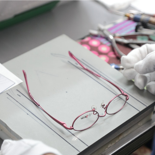 Jkidsの眼鏡は鯖江市産